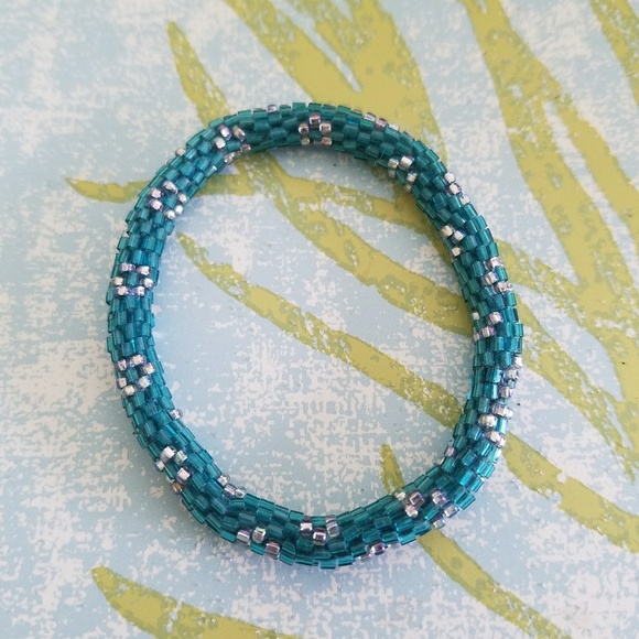 Set of two bracelets - Picture 3 of 3